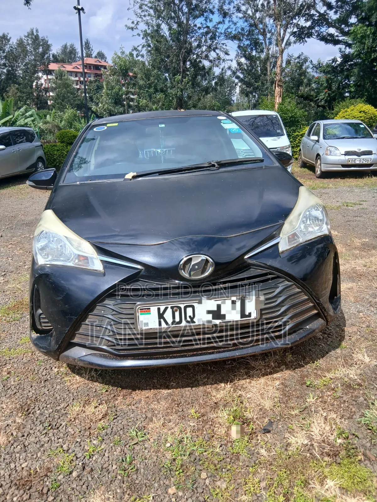 Toyota Vitz 2017 Black