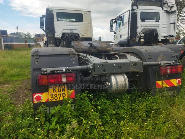 Isuzu NQR Local - thumbnail 2