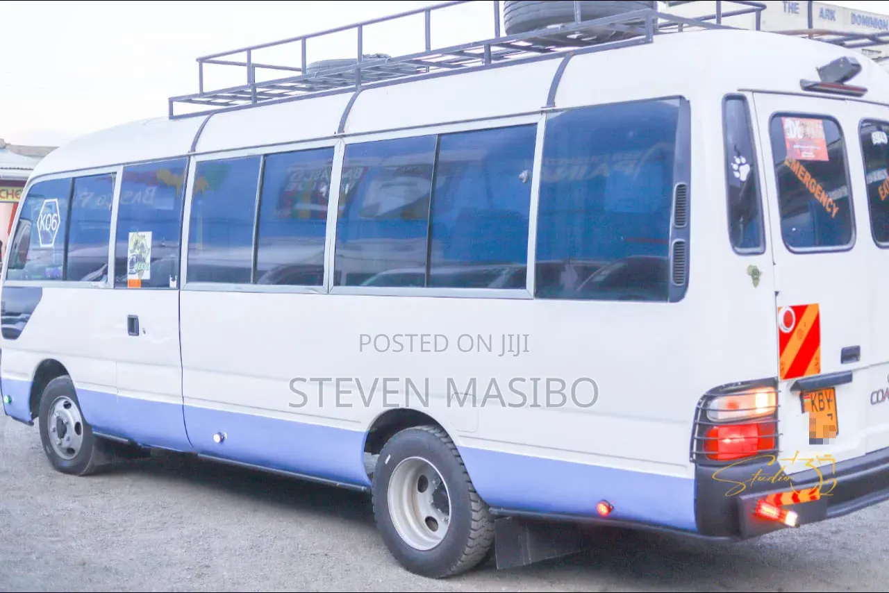 Toyota Coaster 2006 White