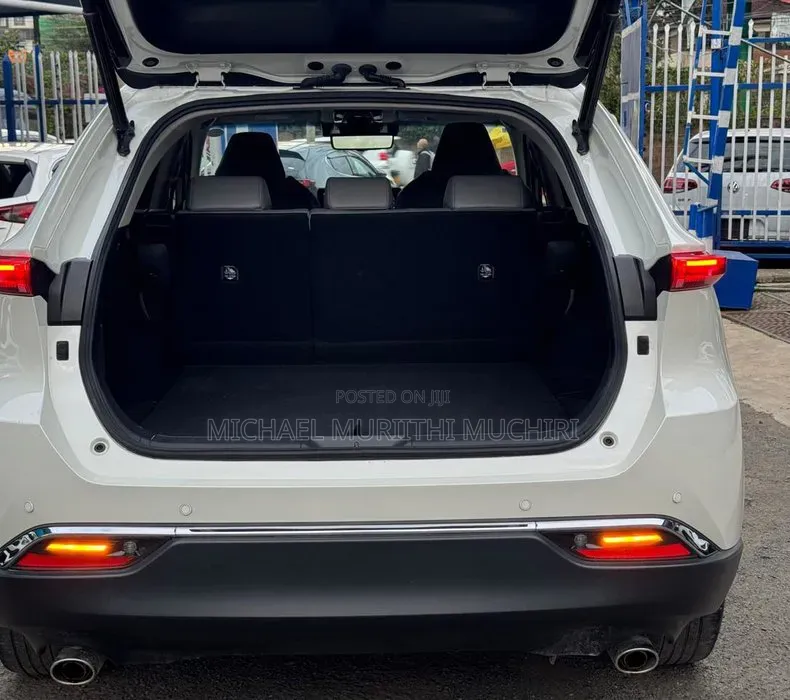 Toyota Harrier 2020 White