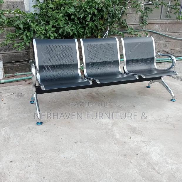 3-Link Metallic Office Waiting Bench - Modern Reception Seating