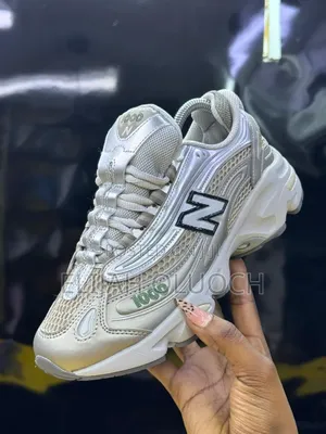 New Balance 1000
“ Arid Stone ”
 
 Sizes: 38-45