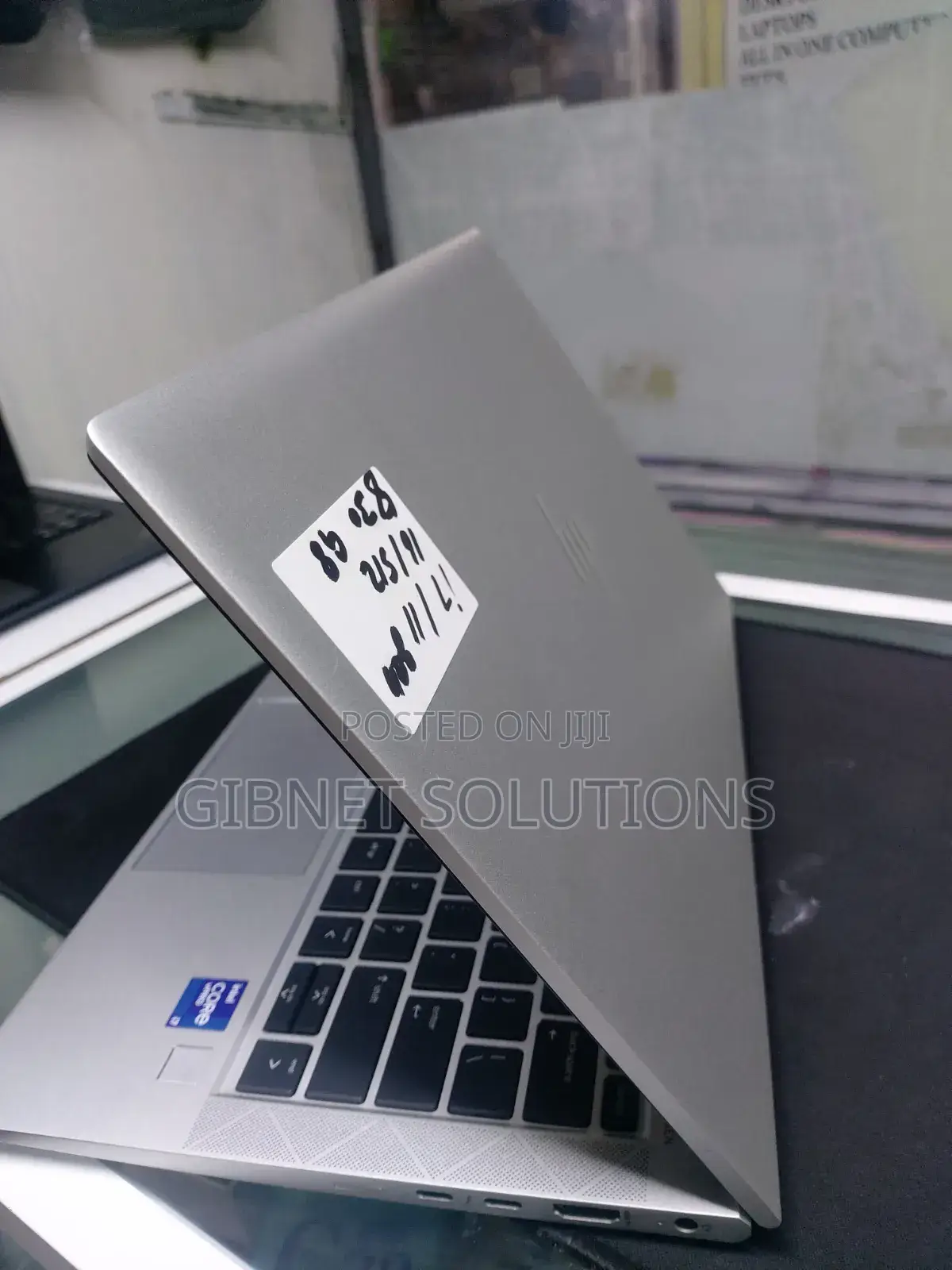 Laptop HP EliteBook 830 G8 16GB Intel Core i7 SSD 512GB