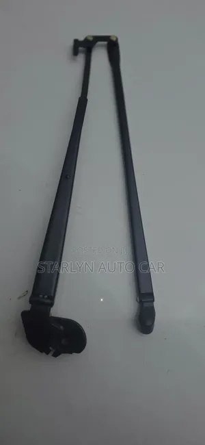 Toyota Vitz Nsp130 (2013-2017) Genuine Front Wiper Arm