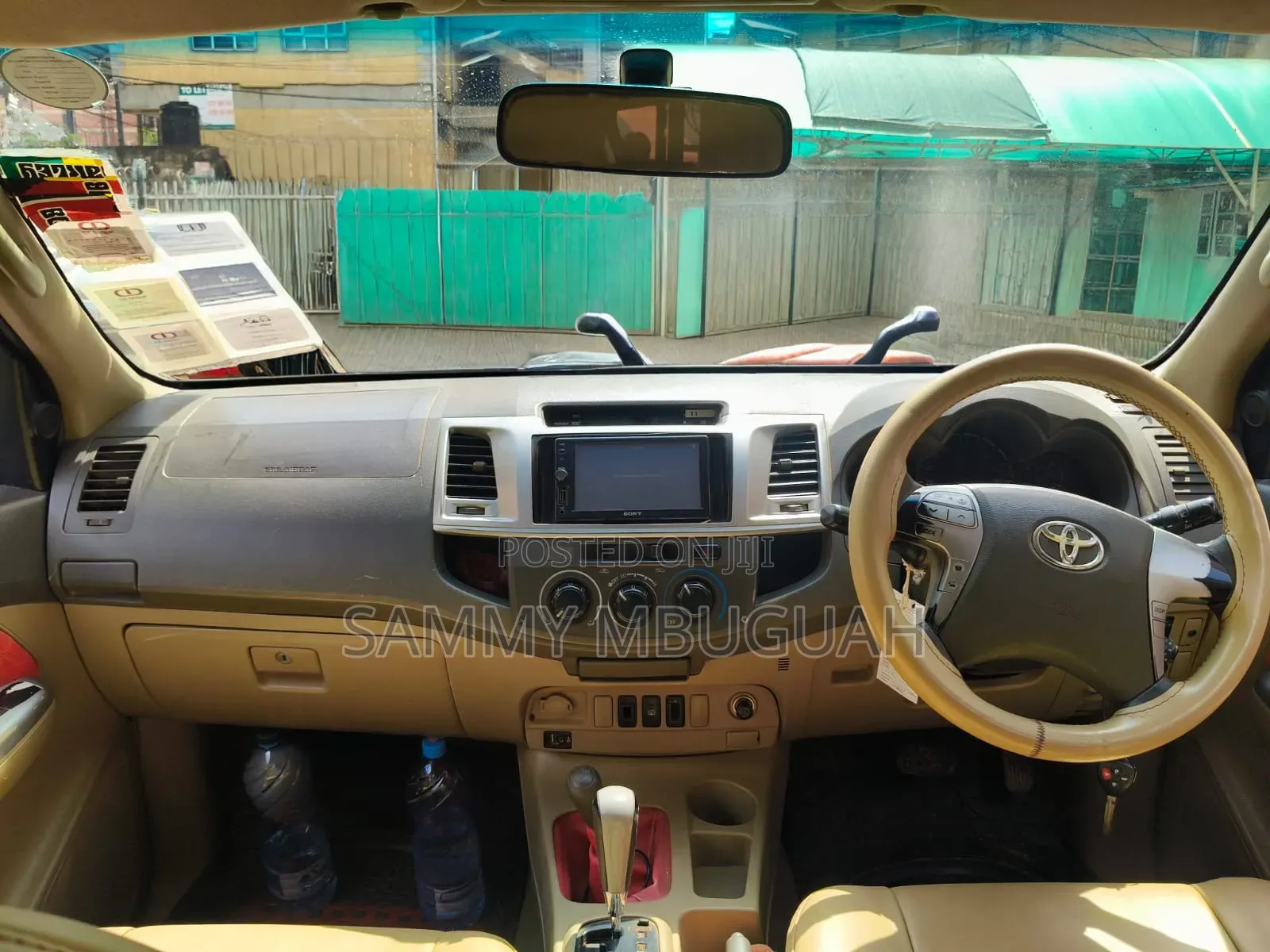Toyota Hilux 2011 Black