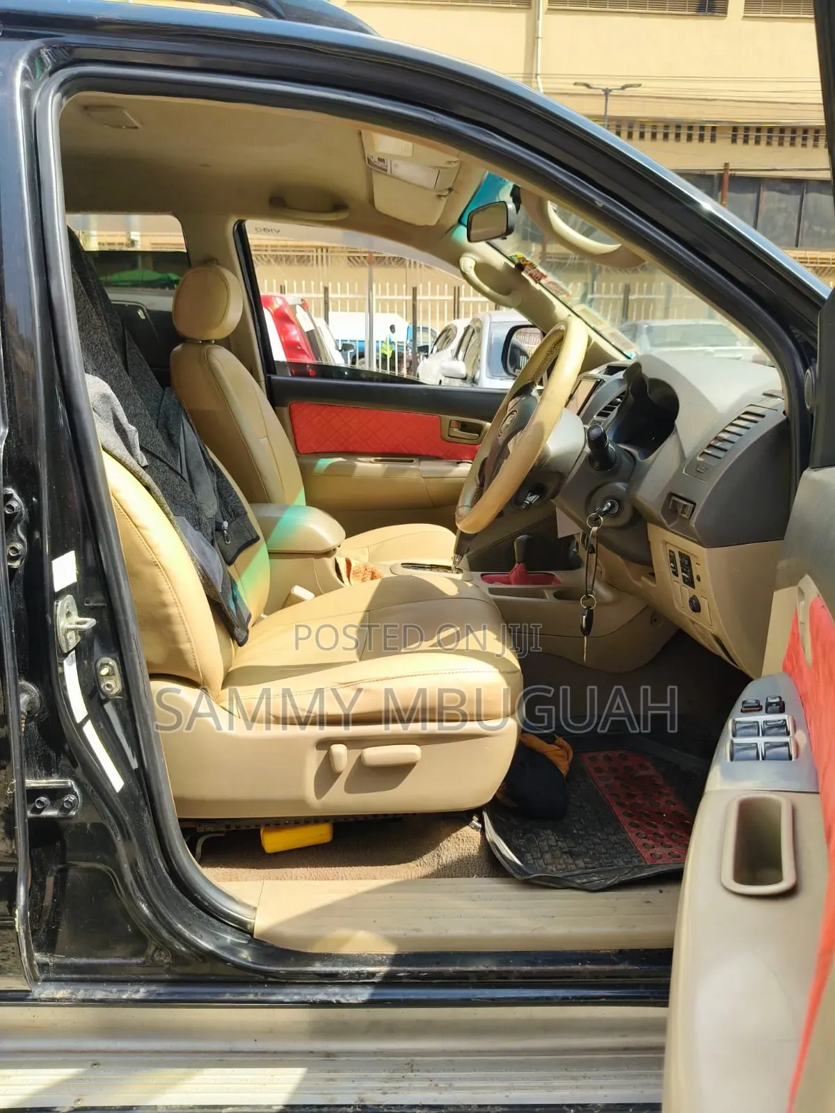 Toyota Hilux 2011 Black