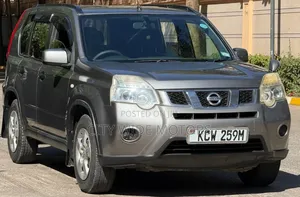 Nissan X-Trail 2012 Gray