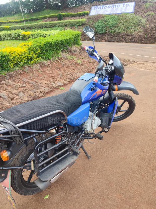 Bajaj Boxer 2023 Blue - thumbnail 4