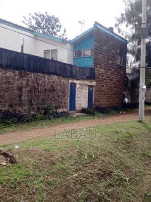 4bdrm Maisonette in Buruburu Phase 1 for sale