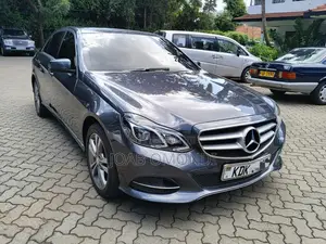 Mercedes-Benz E220 2015 Gray
