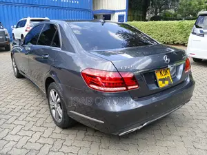 Mercedes-Benz E220 2015 Gray