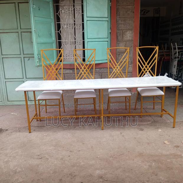 Event Chairs White and Gold - main view