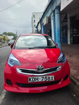 Toyota Ractis 1.5 AWD 2015 Red