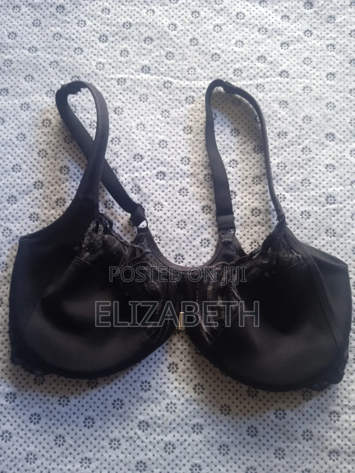 Premium Black Paramour Underwire Bra (Lace-Effect)