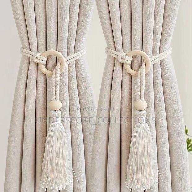 Set of 2 Tieback Curtain Holders