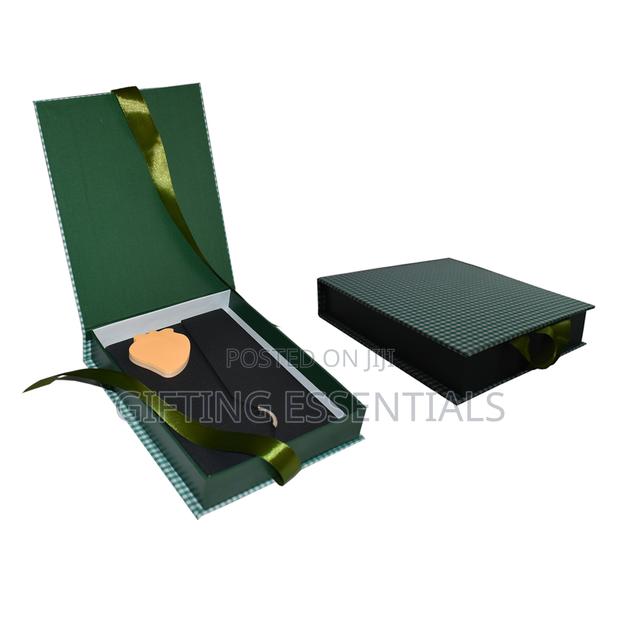 Luxury A5 Notebook – Ready-to-Gift Box Set - thumbnail 5