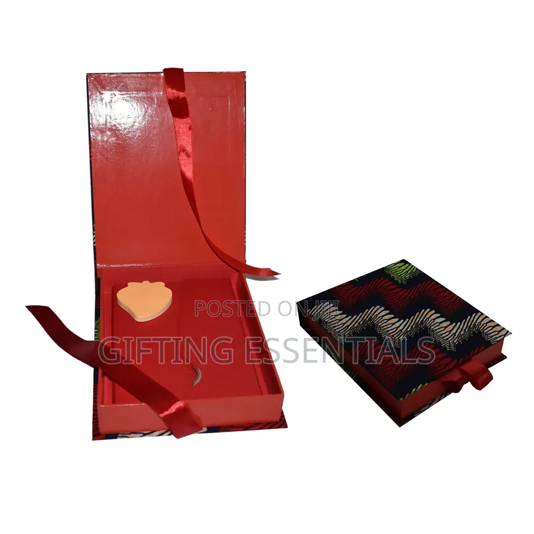Luxury A5 Notebook – Ready-to-Gift Box Set