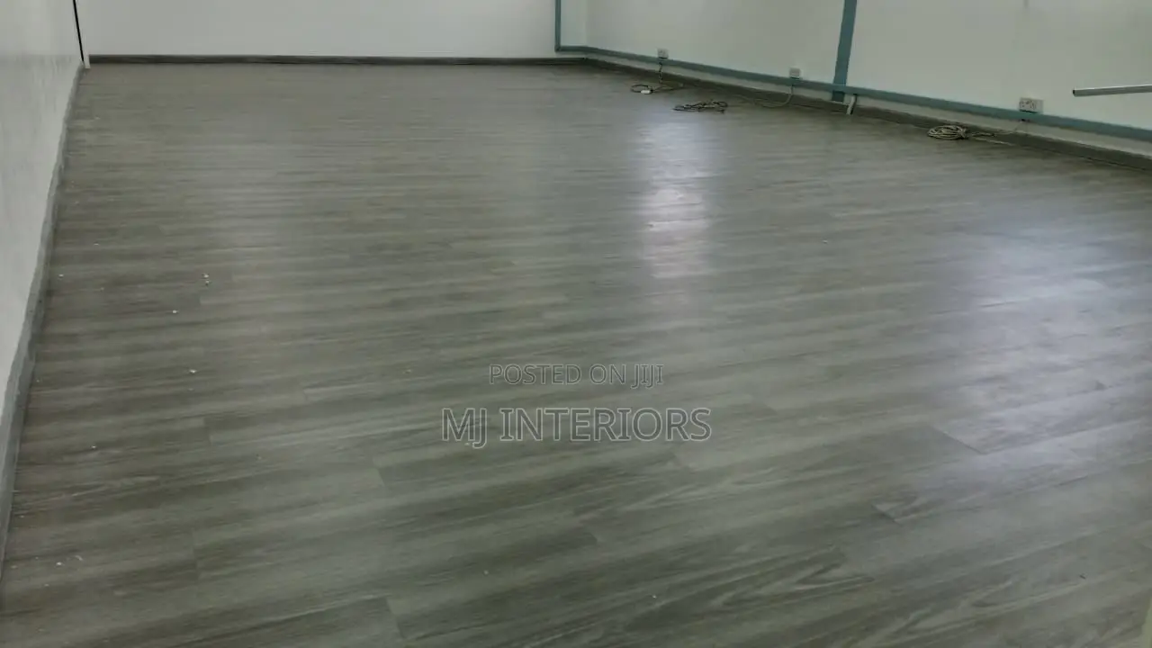 High-End Luxury Vinyl Flooring – Wood Effect Tiles