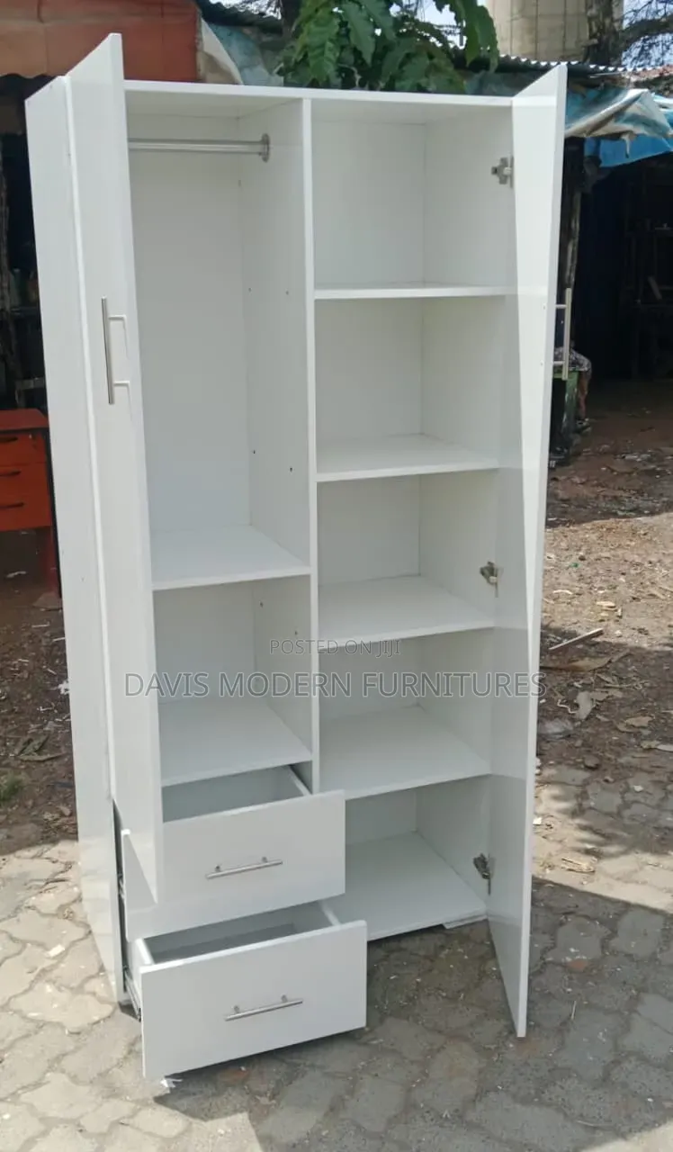 A Tall 3-Door Door White Wordrobe