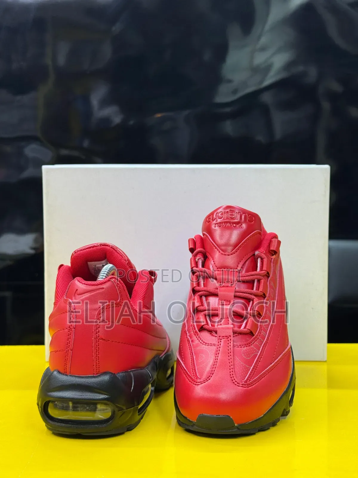 Supreme  Airmax 95 
“ Lux Red ”
 
 Sizes: 40-46
