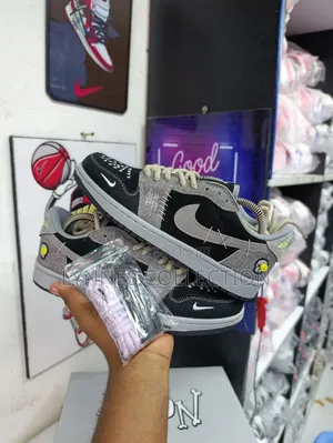 Nike Jordan 1 Low Cut Collection - Classic Streetwear Sneakers