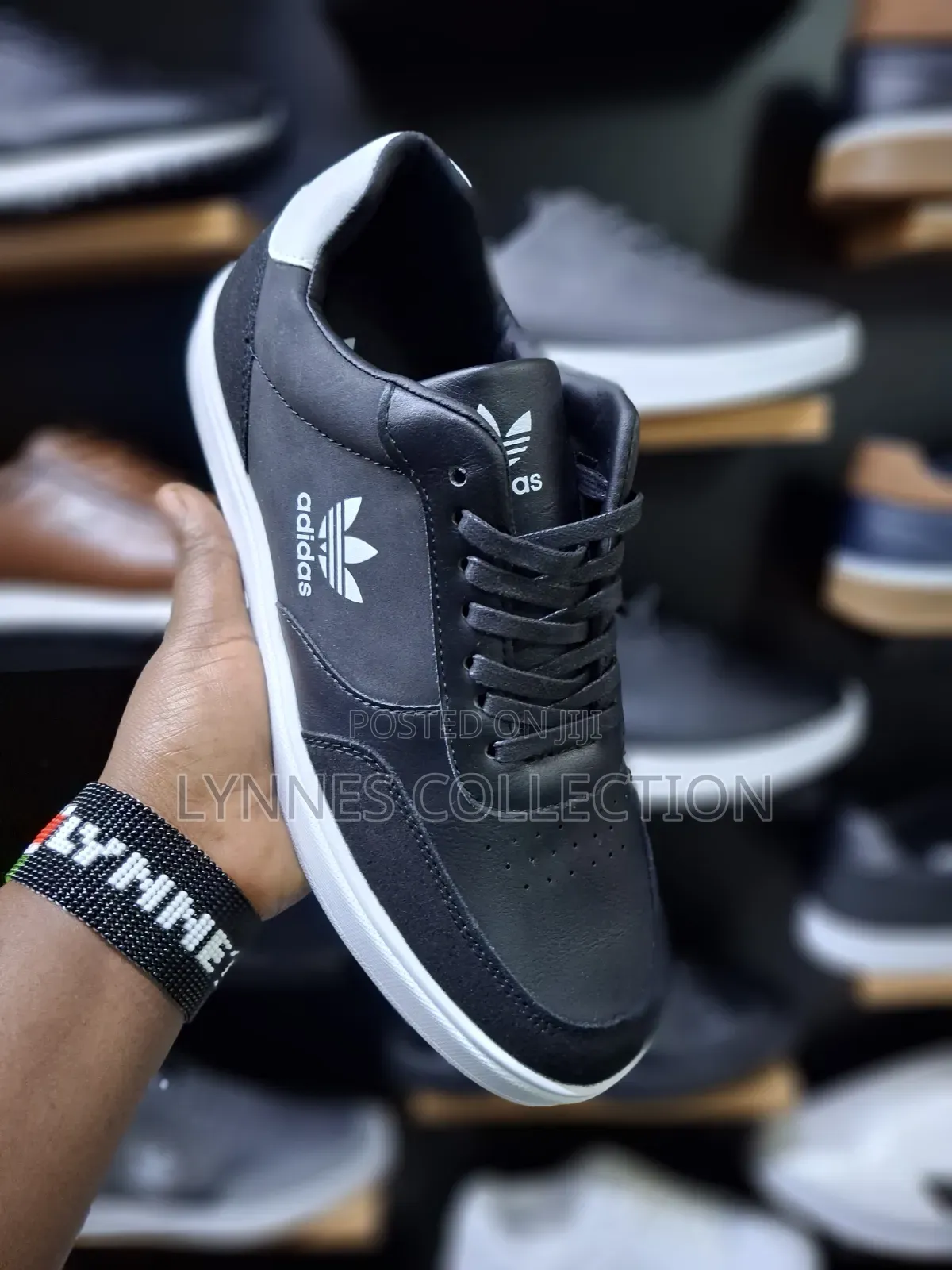Adidas Casuals Black/White - Classic Everyday Street Shoes