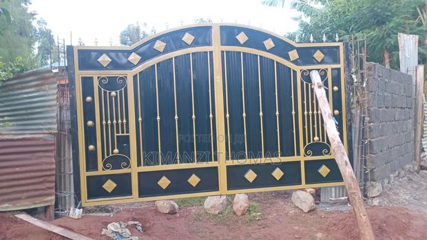 Mmetal Work - main view