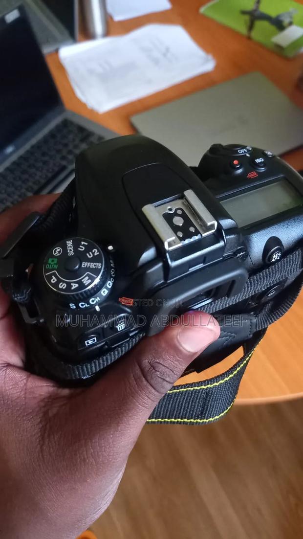Nikon D7500 DSLR - thumbnail 4