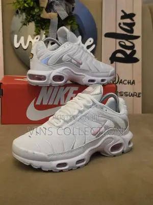Spot New Nike Tn