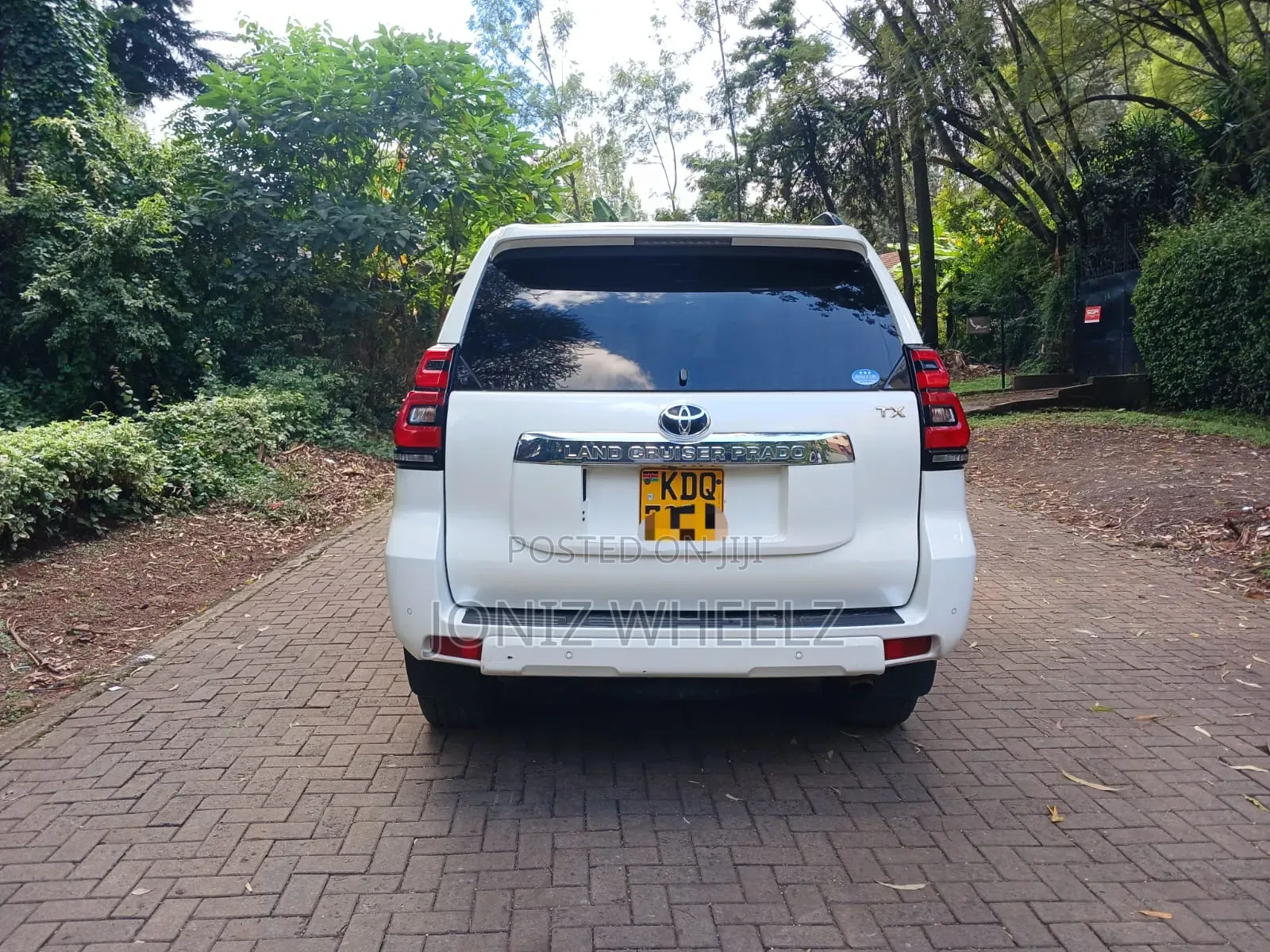 Toyota Land Cruiser Prado 2.7 2018 White