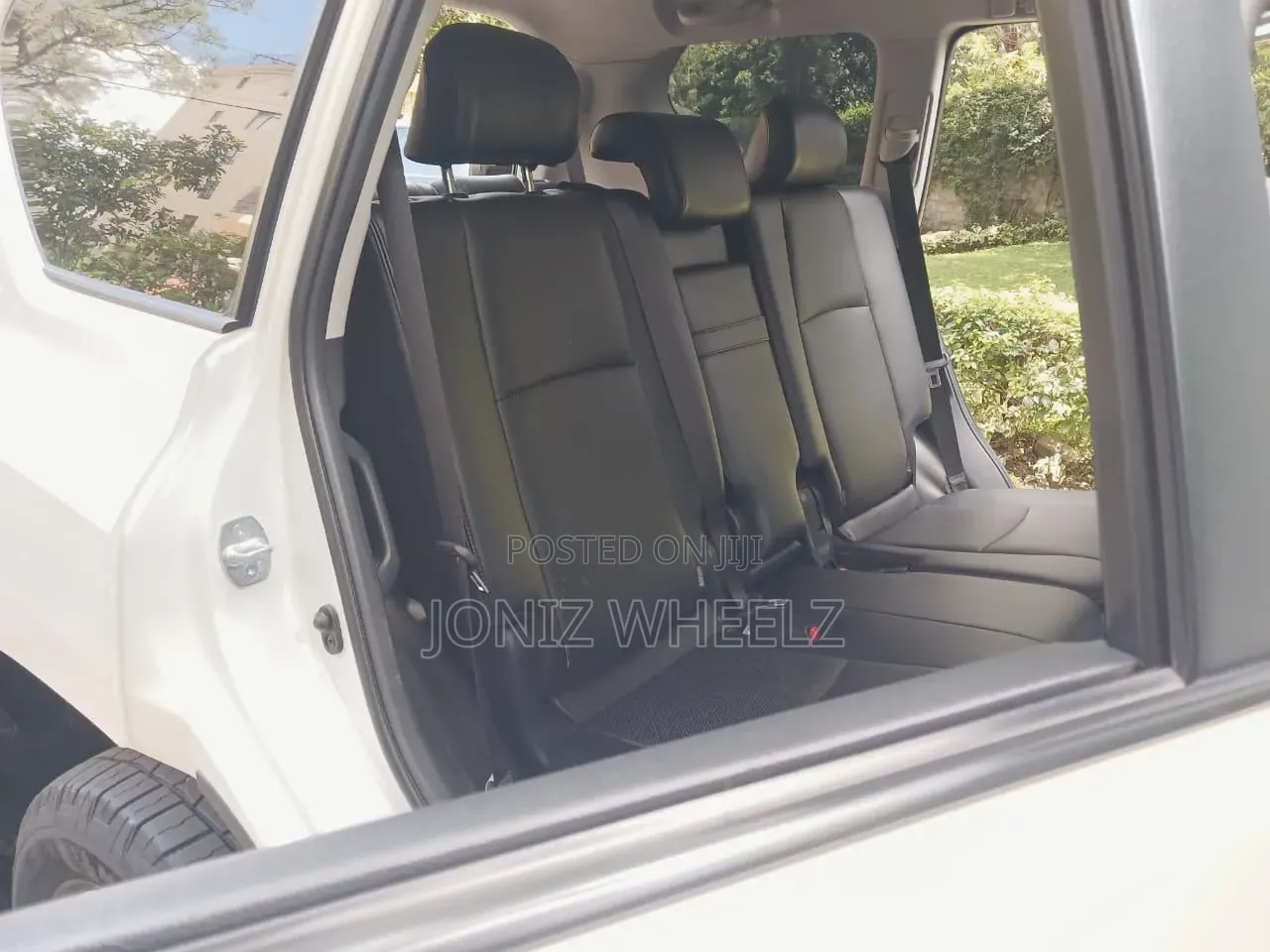 Toyota Land Cruiser Prado 2.7 2018 White