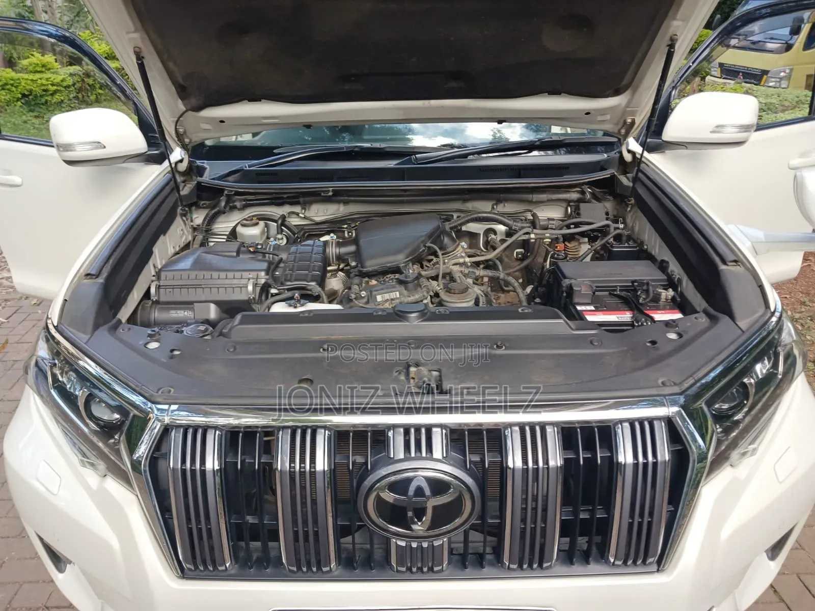 Toyota Land Cruiser Prado 2.7 2018 White