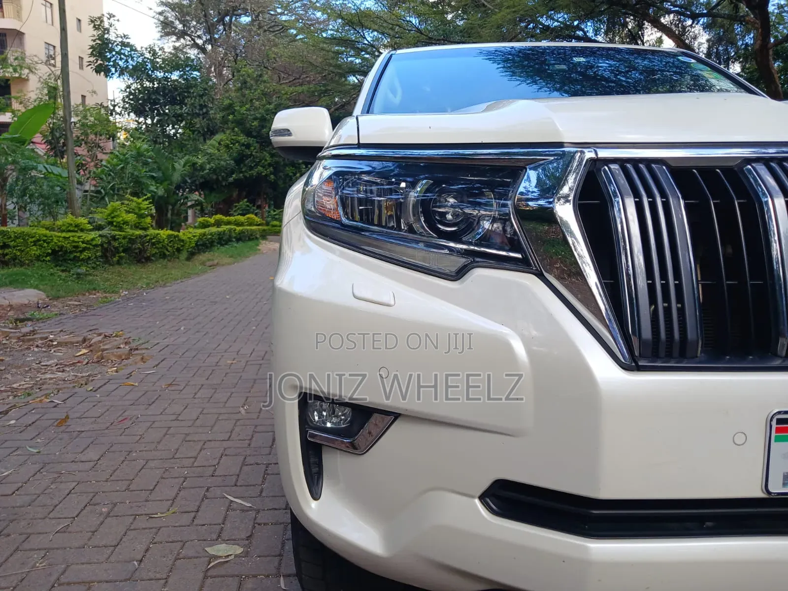 Toyota Land Cruiser Prado 2.7 2018 White