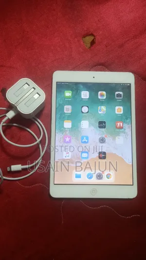 Apple iPad mini 2 16 GB Silver