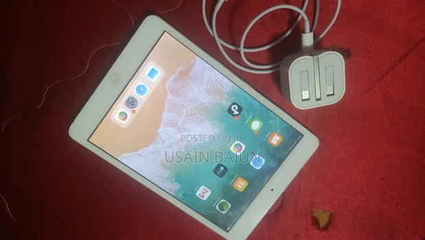 Apple iPad mini 2 16 GB Silver - thumbnail 3