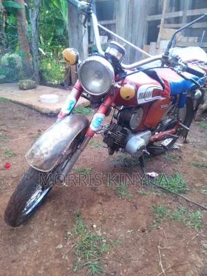 Yamaha 1978 Red