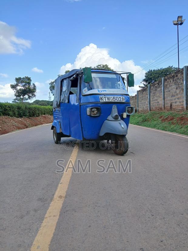 Piaggio Scooter 2019 Blue - thumbnail 3