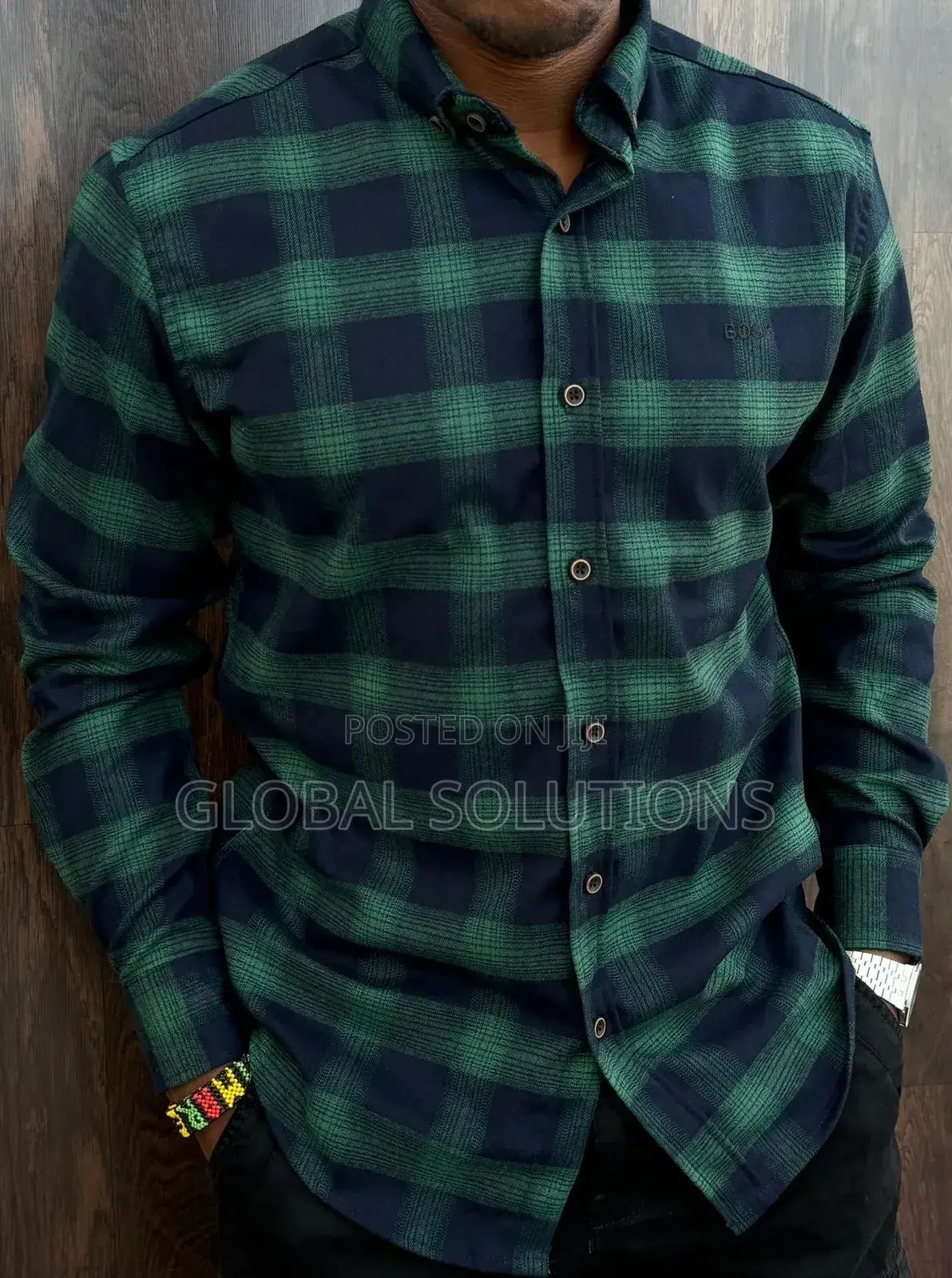 Classic Men's Flannel Shirt With Button Down Styling