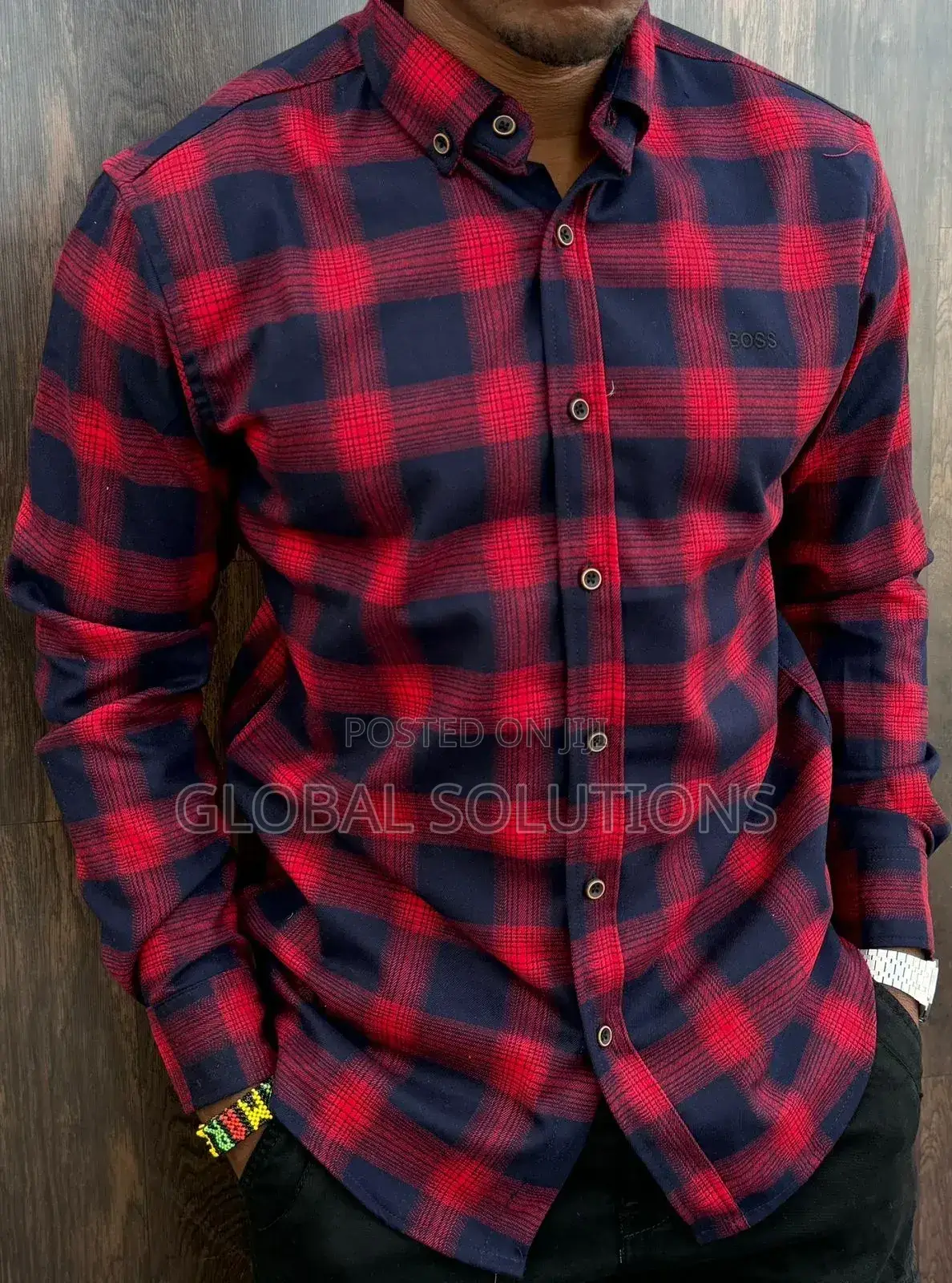 Classic Men's Flannel Shirt With Button Down Styling