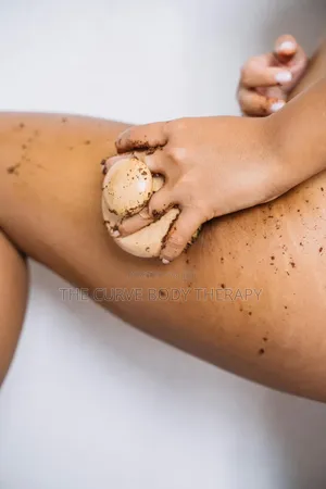 Full-Body Exfoliation Scrub Massage for Ladies
