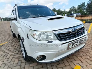 Subaru Forester 2.5XT Premium 2011 White