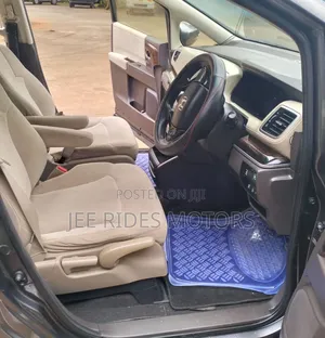 Honda Odyssey 2.4 Absolute 2WD 2015 Gray