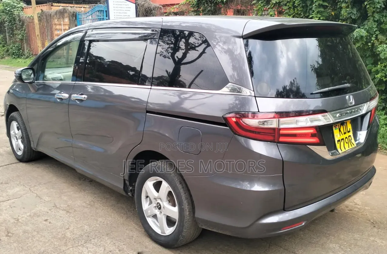Honda Odyssey 2.4 Absolute 2WD 2015 Gray