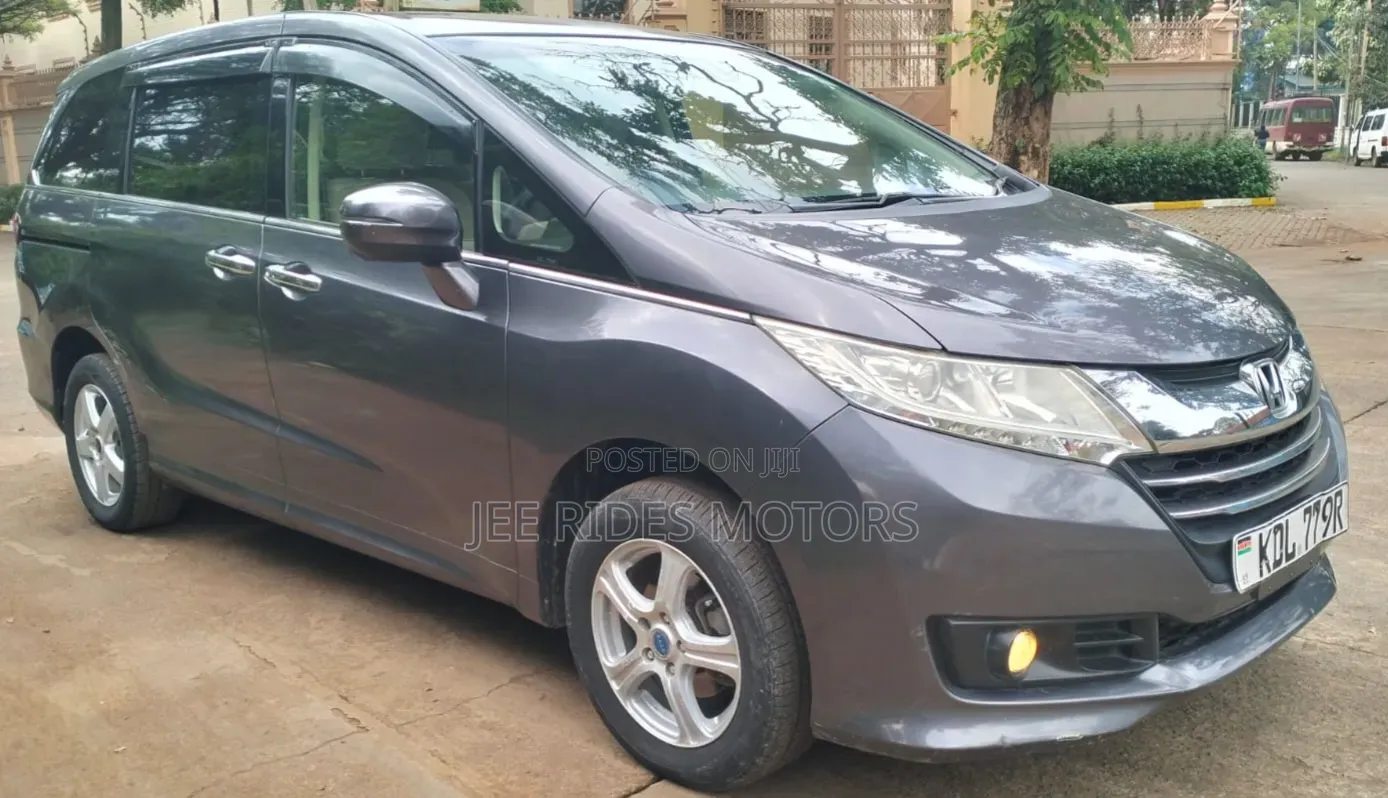 Honda Odyssey 2.4 Absolute 2WD 2015 Gray