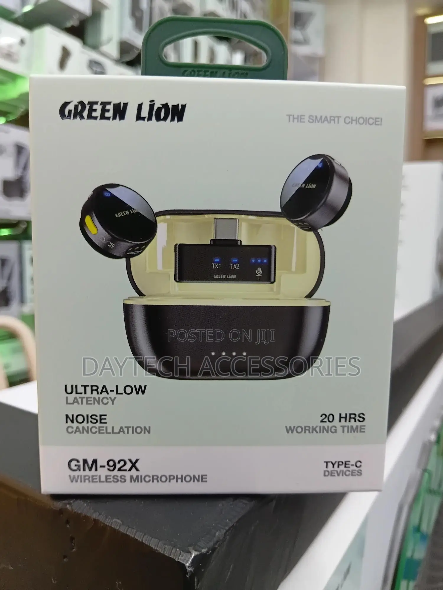 Green Lion Gm-92x Wireless Microphone for Type-C Devices in Black.