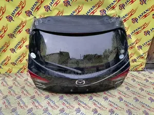 Axela 2015_2017 Boot/Tailgate