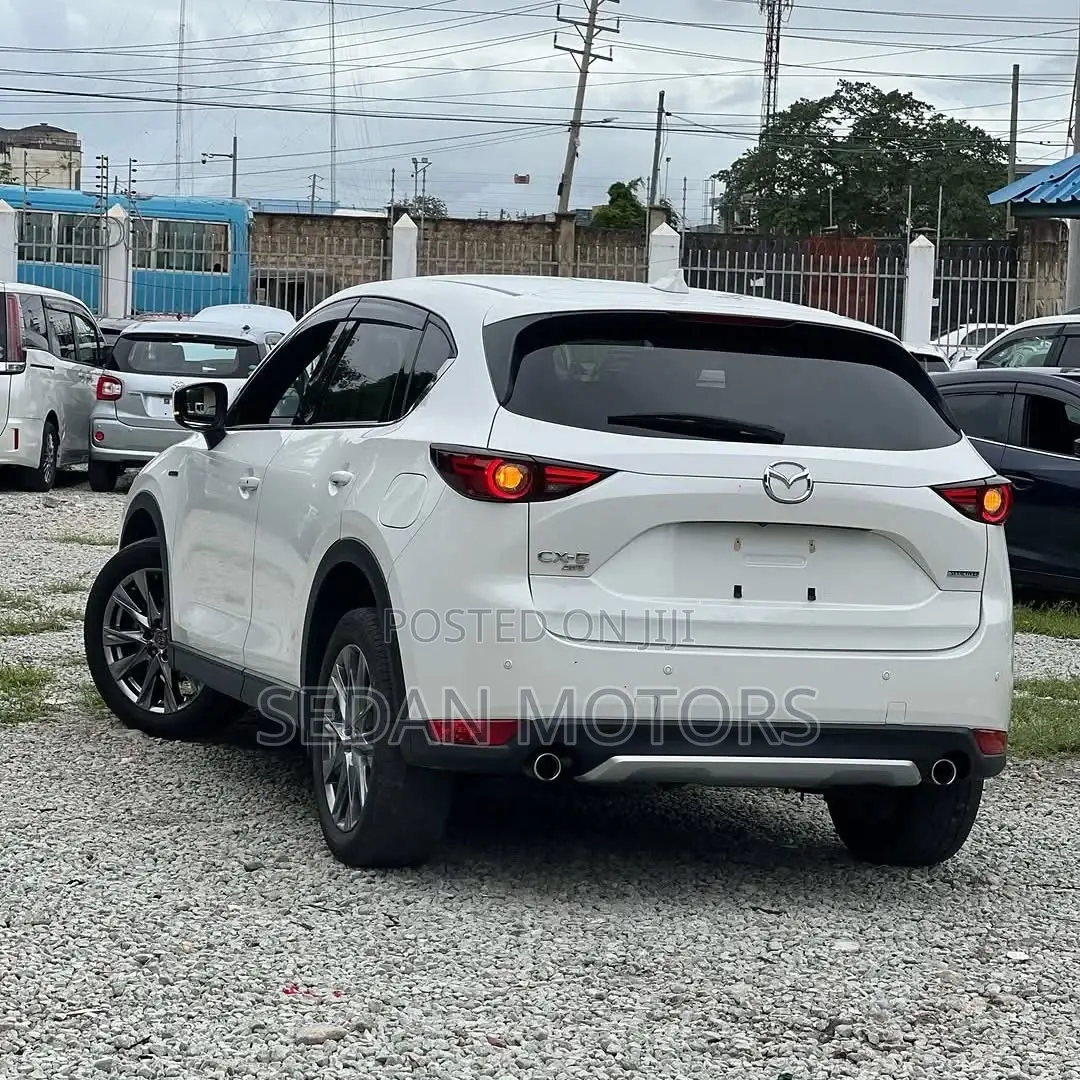 Mazda CX-5 2019 White