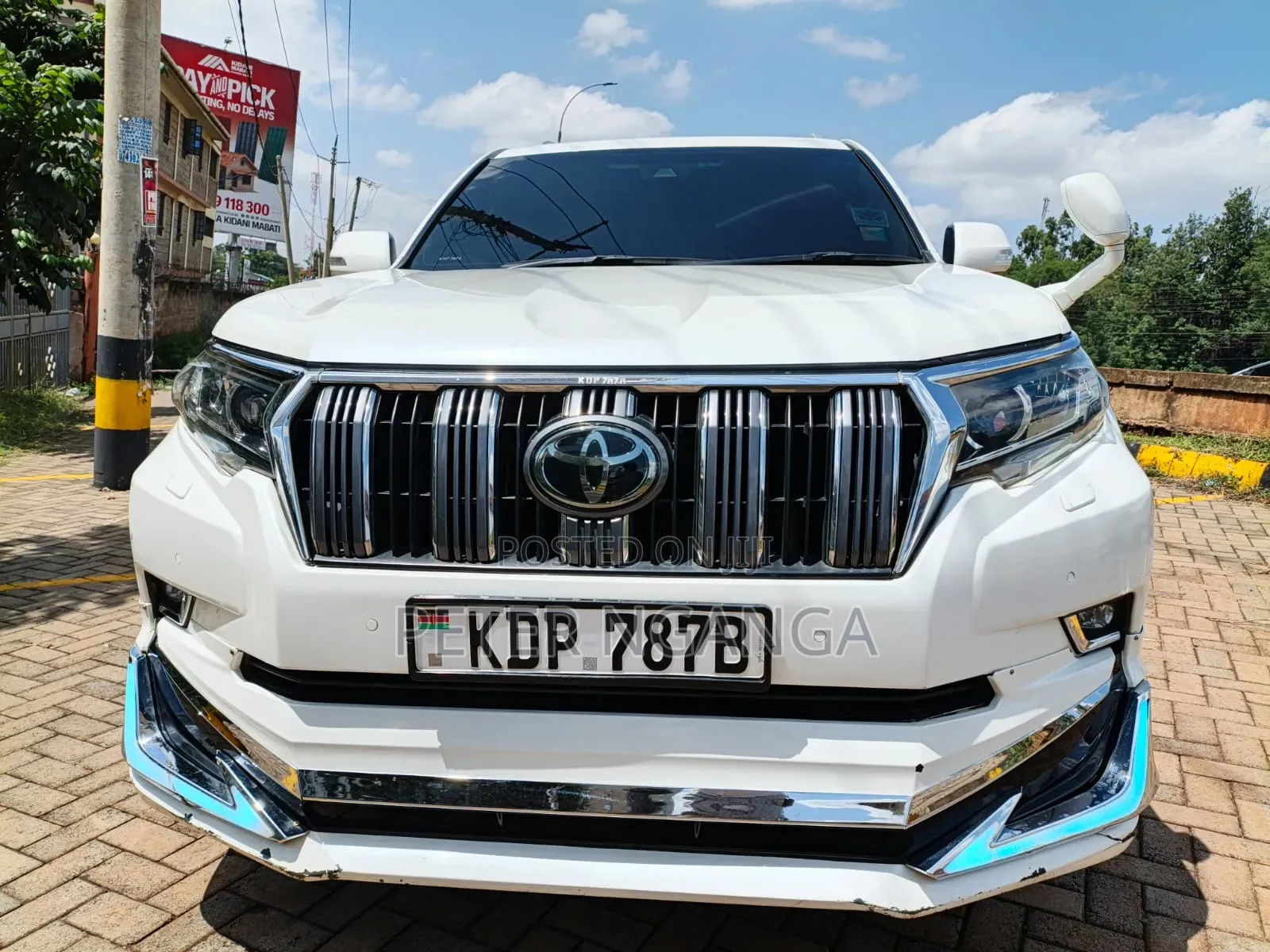 Toyota Land Cruiser Prado 2.7 2018 White