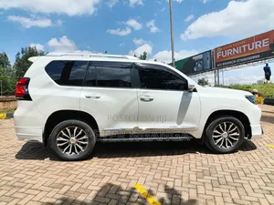 Toyota Land Cruiser Prado 2.7 2018 White