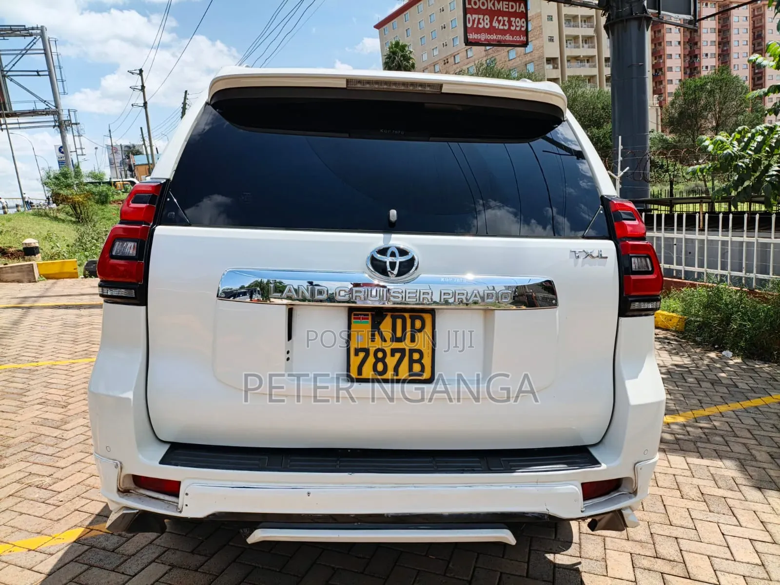 Toyota Land Cruiser Prado 2.7 2018 White